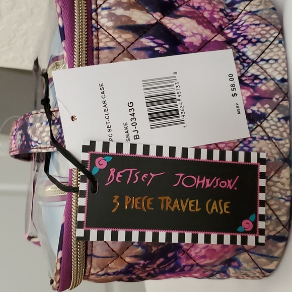 💜NWT BETSEY JOHNSON 3 PIECE TRAVEL SET 🌈 - Picture 4 of 7
